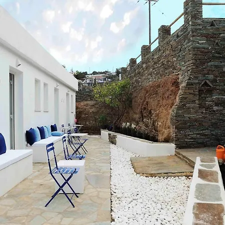 Beba's * Batsi (Andros)